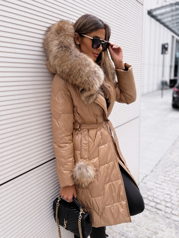 Płaszcz/kurtka ST.MORITZ golden beige z naturalnym jenotem