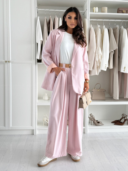 Komplet garniturowy...